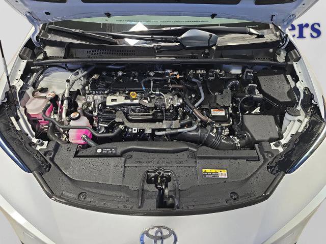 Used 2023 Toyota Prius LE AWD/4WD image 8