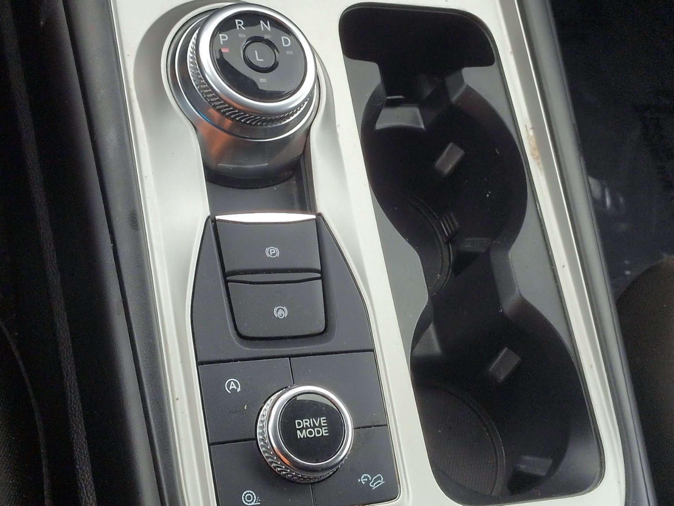 Certified 2024 Ford Explorer XLT AWD/4WD image 26