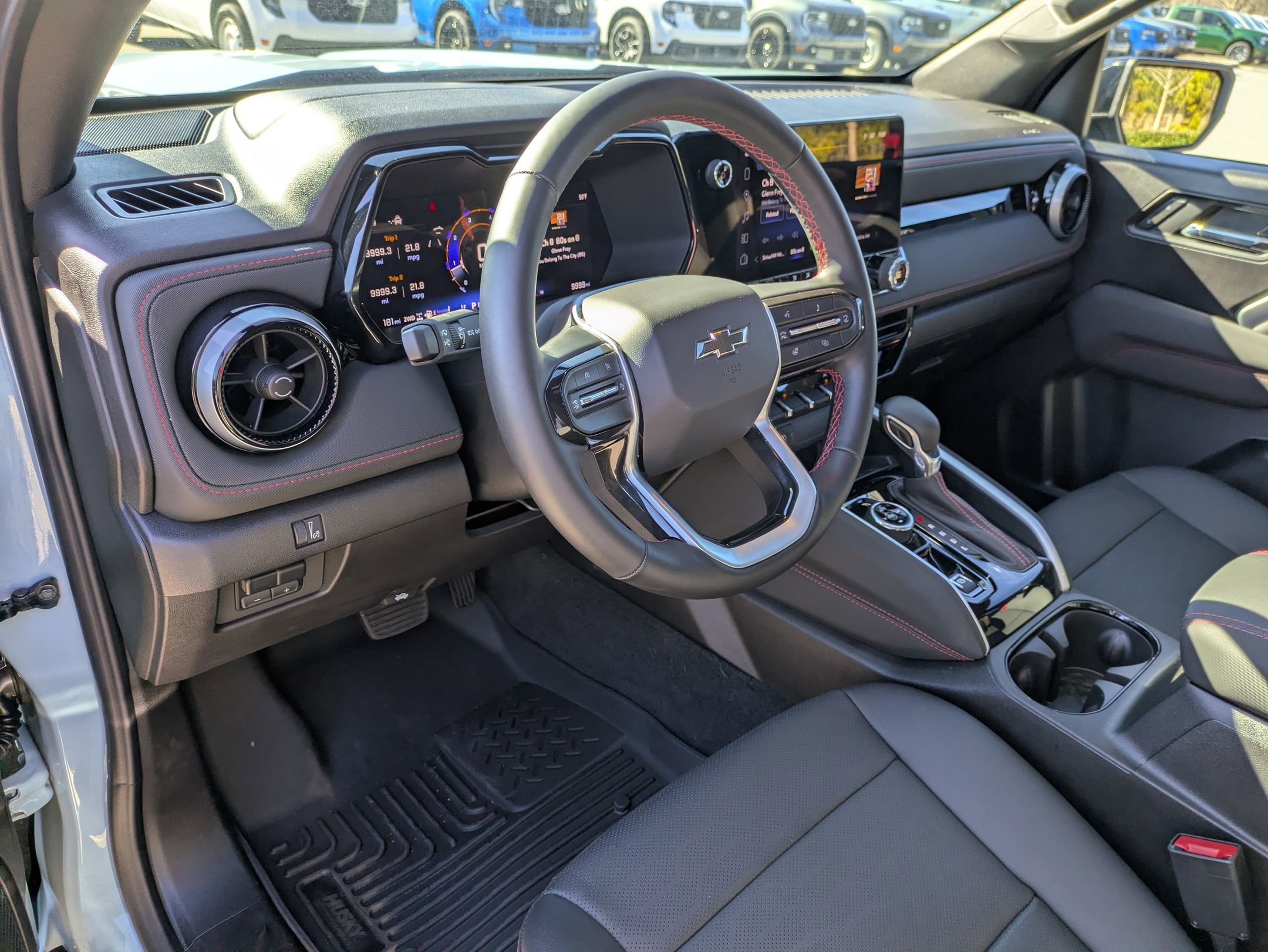 Used 2025 Chevrolet Colorado Z71 w/ Technology Package image 14