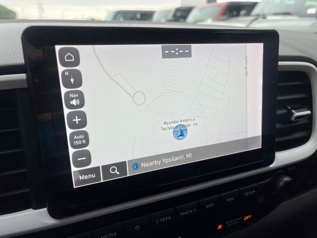 Used 2023 Hyundai Venue Limited FWD image 25