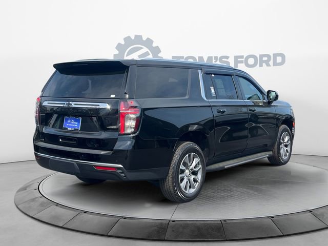 Used 2024 Chevrolet Suburban LT AWD/4WD image 6