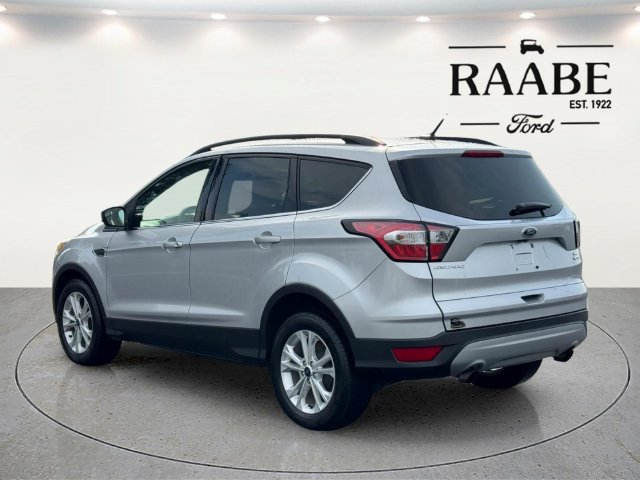 Certified 2018 Ford Escape SE FWD image 5