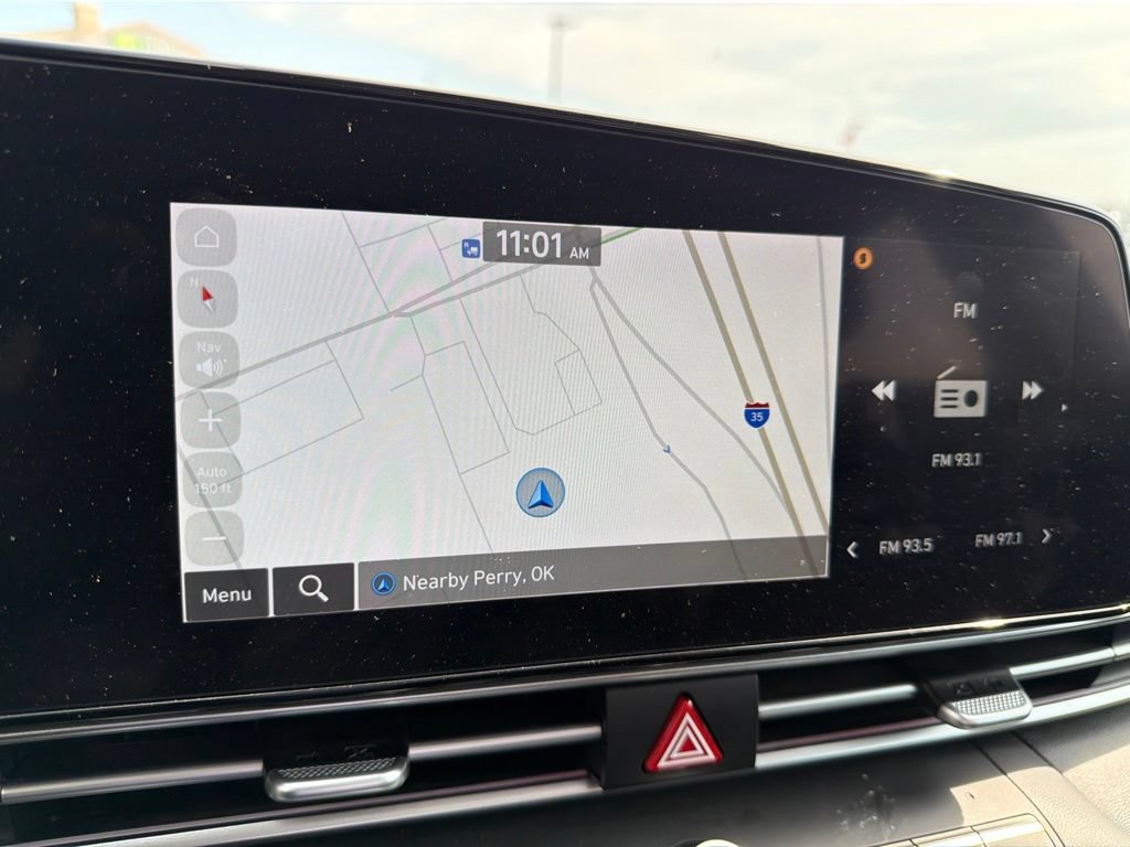 Used 2025 Hyundai Elantra SEL FWD image 33
