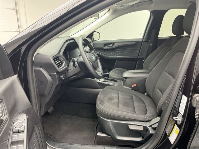 Certified 2025 Ford Escape Active AWD/4WD image 3