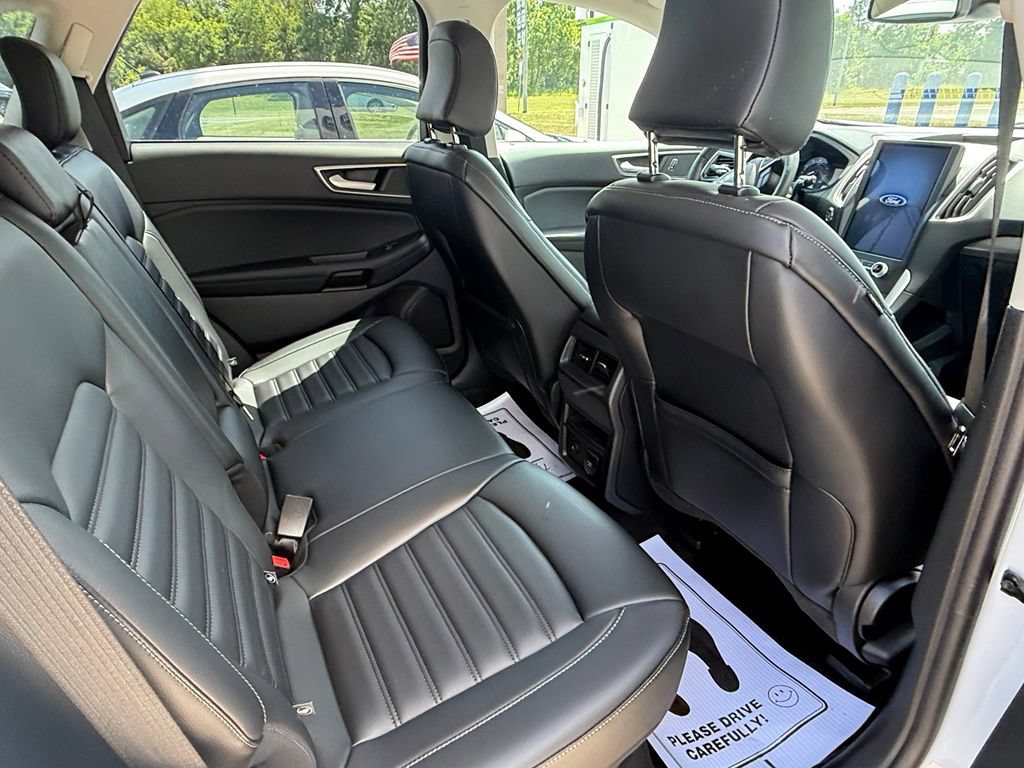 Certified 2024 Ford Edge SEL w/ Convenience Package AWD/4WD image 17