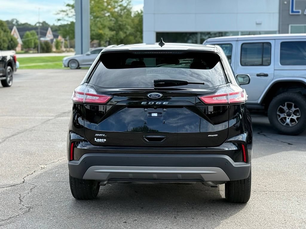 Certified 2024 Ford Edge SEL w/ Convenience Package AWD/4WD image 30