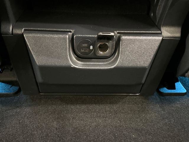 Certified 2022 Ford F150 Lariat image 32