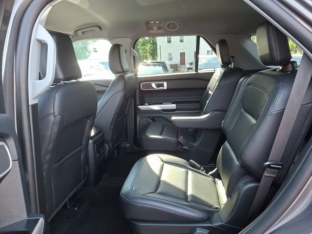 Certified 2023 Ford Explorer XLT w/ Equipment Group 202A AWD/4WD image 14