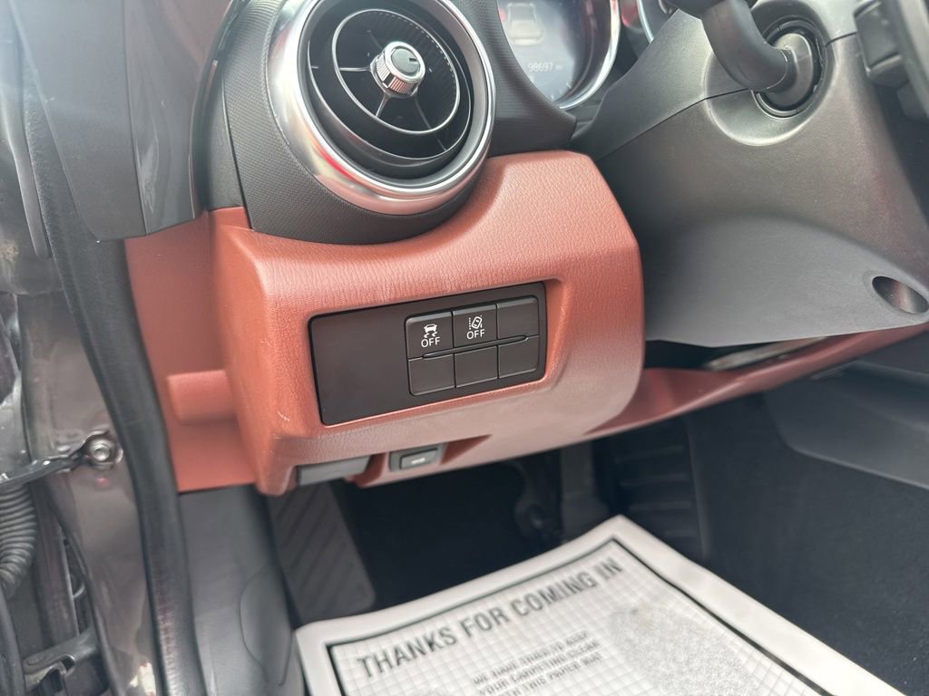 Used 2019 MAZDA MX-5 Miata RF Grand Touring image 14