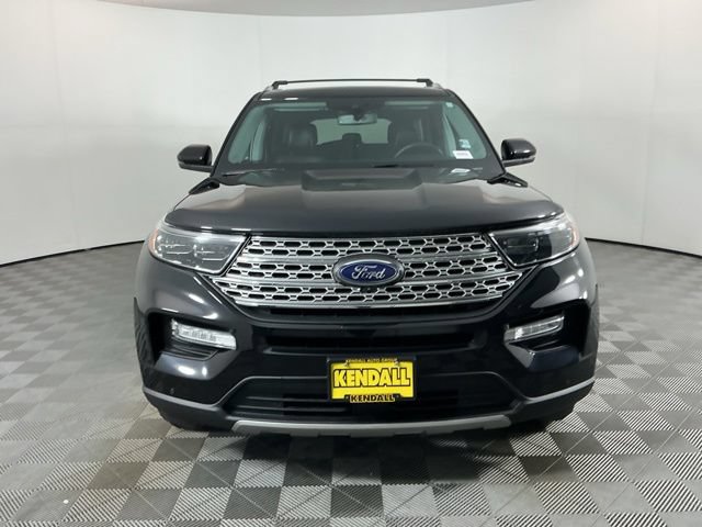 Certified 2022 Ford Explorer Limited AWD/4WD image 2