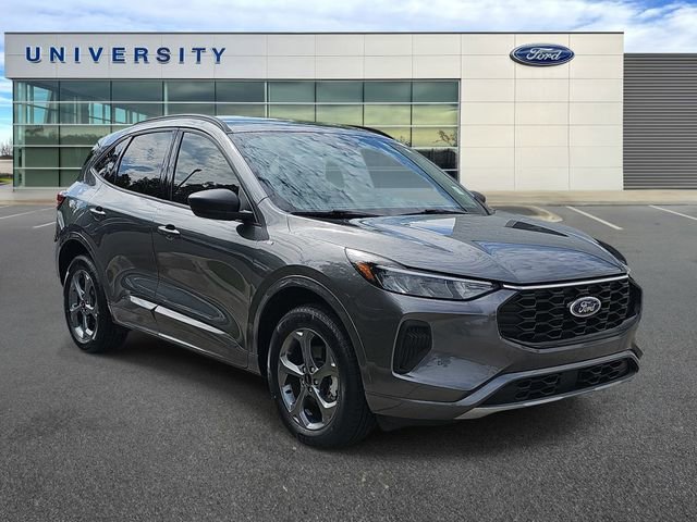 Certified 2023 Ford Escape ST-Line w/ Tech Pack #1 AWD/4WD image 1