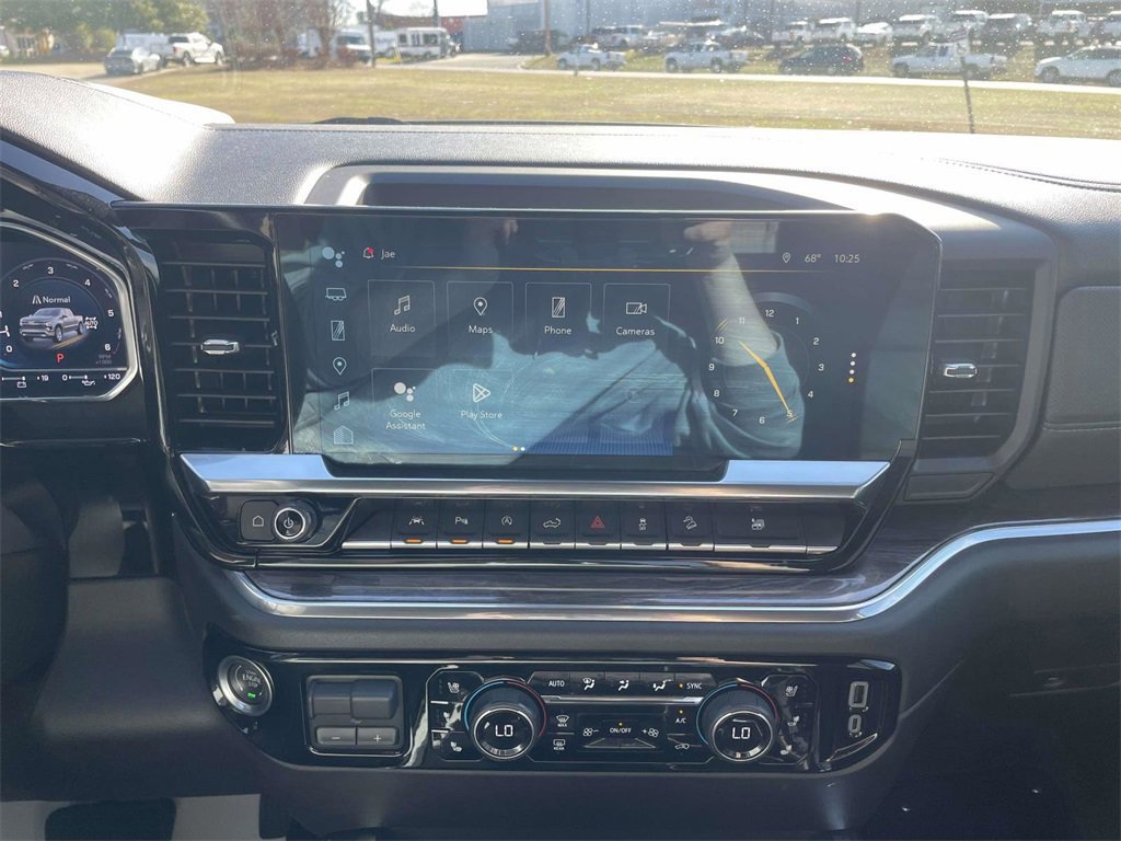 Used 2024 Chevrolet Silverado 1500 LTZ image 22