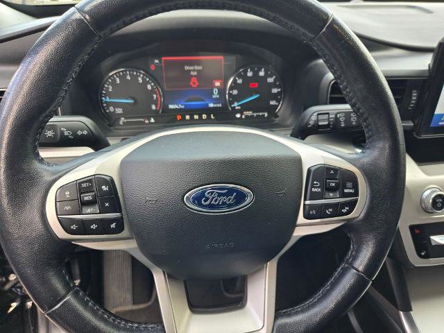 Certified 2022 Ford Explorer XLT w/ Equipment Group 202A RWD image 22