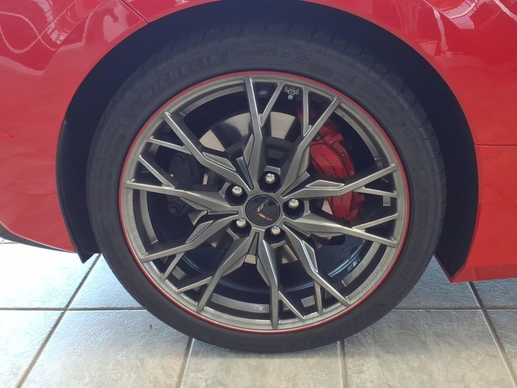 Used 2023 Chevrolet Corvette Stingray Preferred Cpe w/ Z51 Performance Package RWD image 6