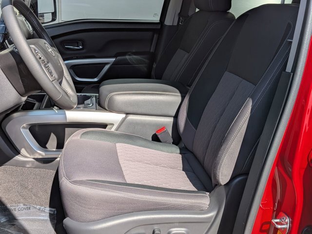 Used 2024 Nissan Titan SV w/ SV Convenience Package AWD/4WD image 15