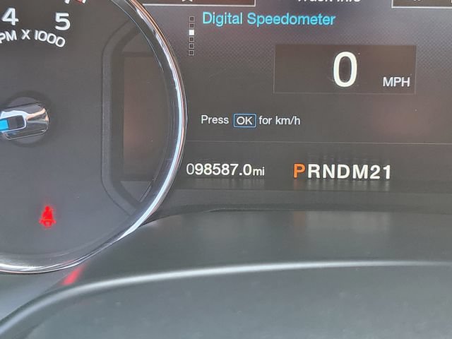 Certified 2019 Ford F350 Platinum w/ Platinum Ultimate Package AWD/4WD image 27