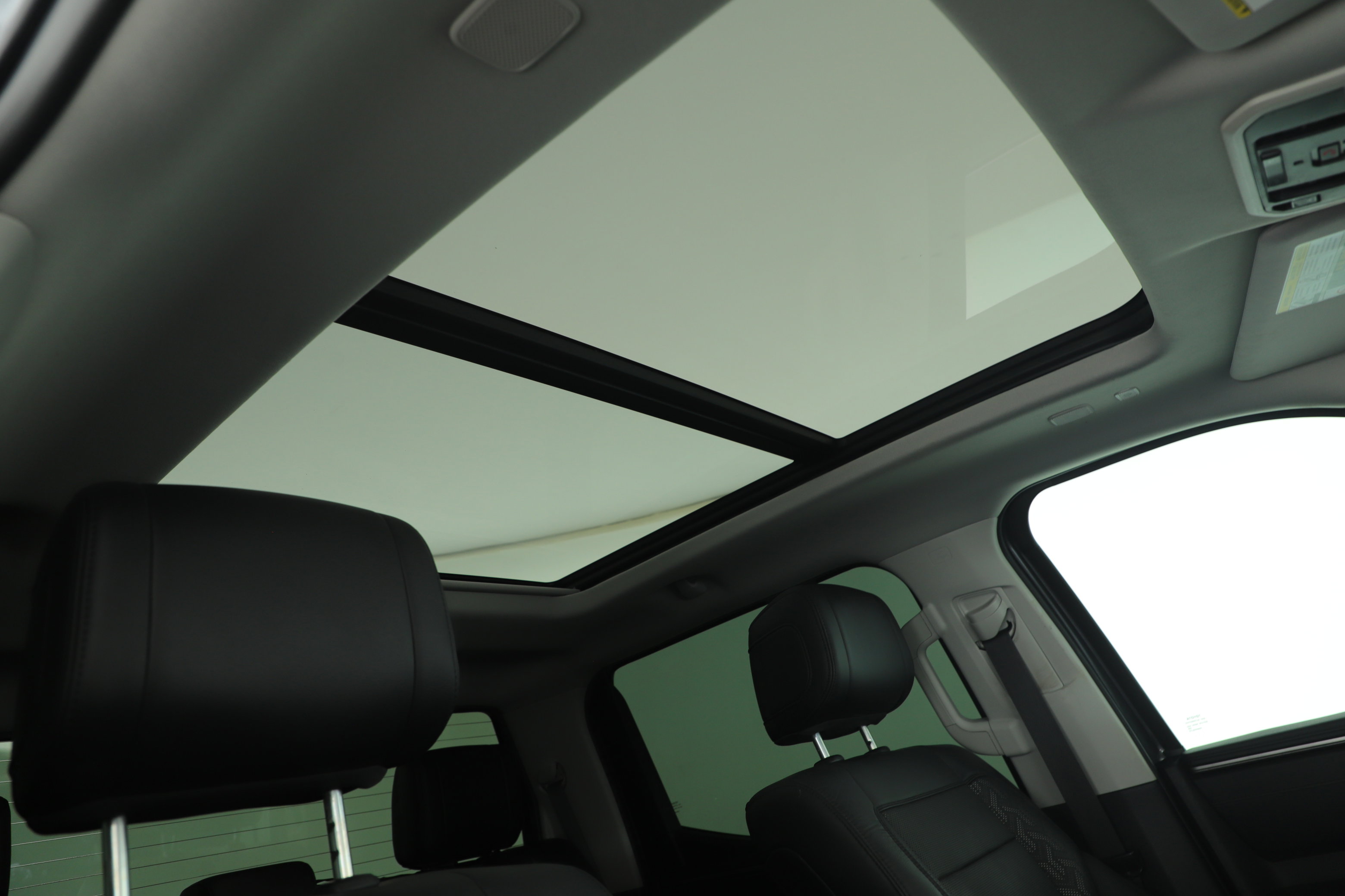 Used 2023 Toyota Tundra Limited image 13