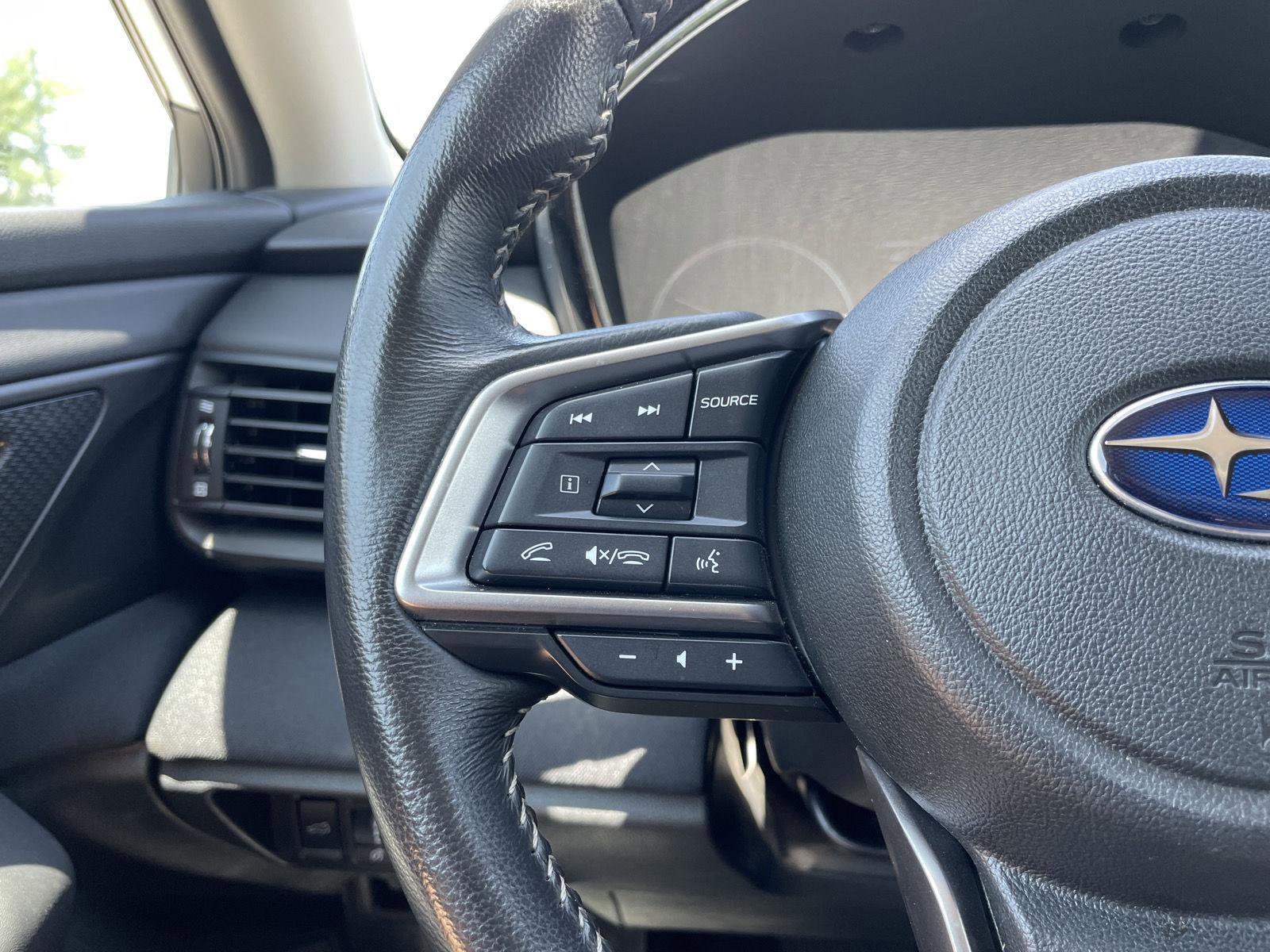 Used 2025 Subaru Outback Premium AWD/4WD image 13
