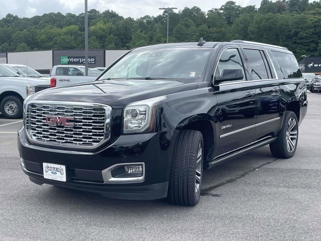 Used 2019 GMC Yukon XL Denali w/ Denali Ultimate Package AWD/4WD image 8