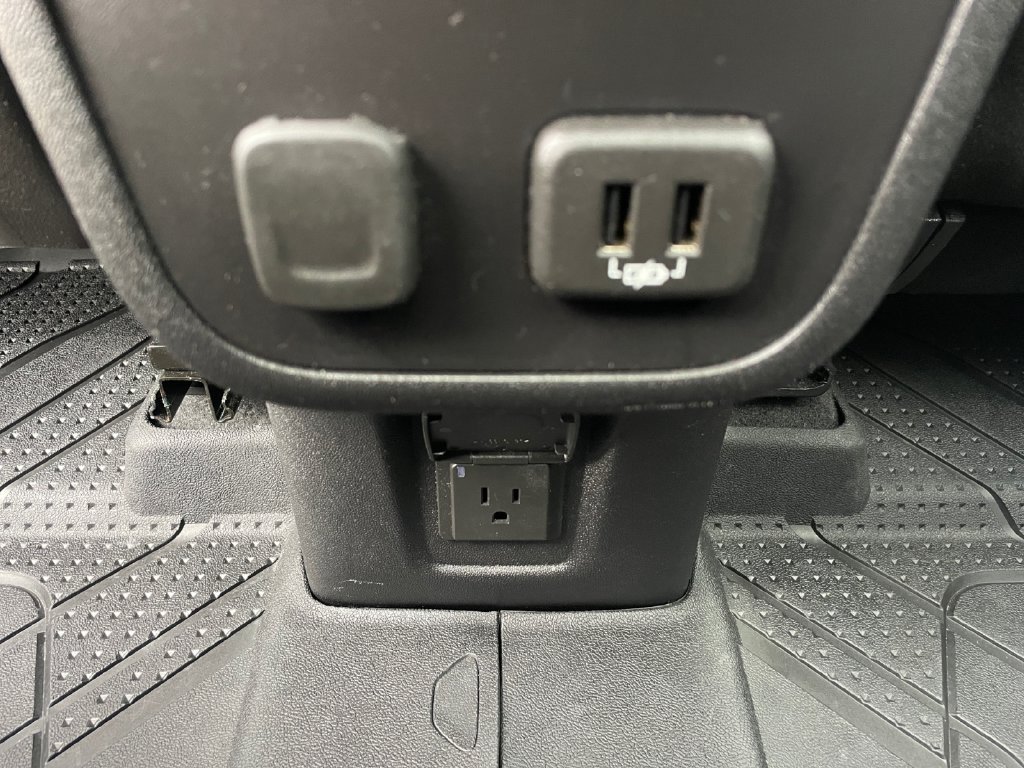 Used 2018 Chevrolet Equinox LT AWD/4WD image 36