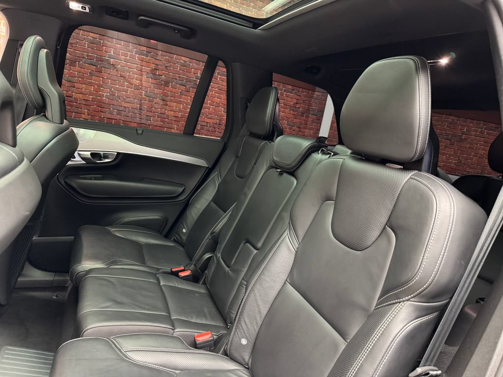 Used 2022 Volvo XC90 T8 R-Design w/ Advanced Package AWD/4WD image 26