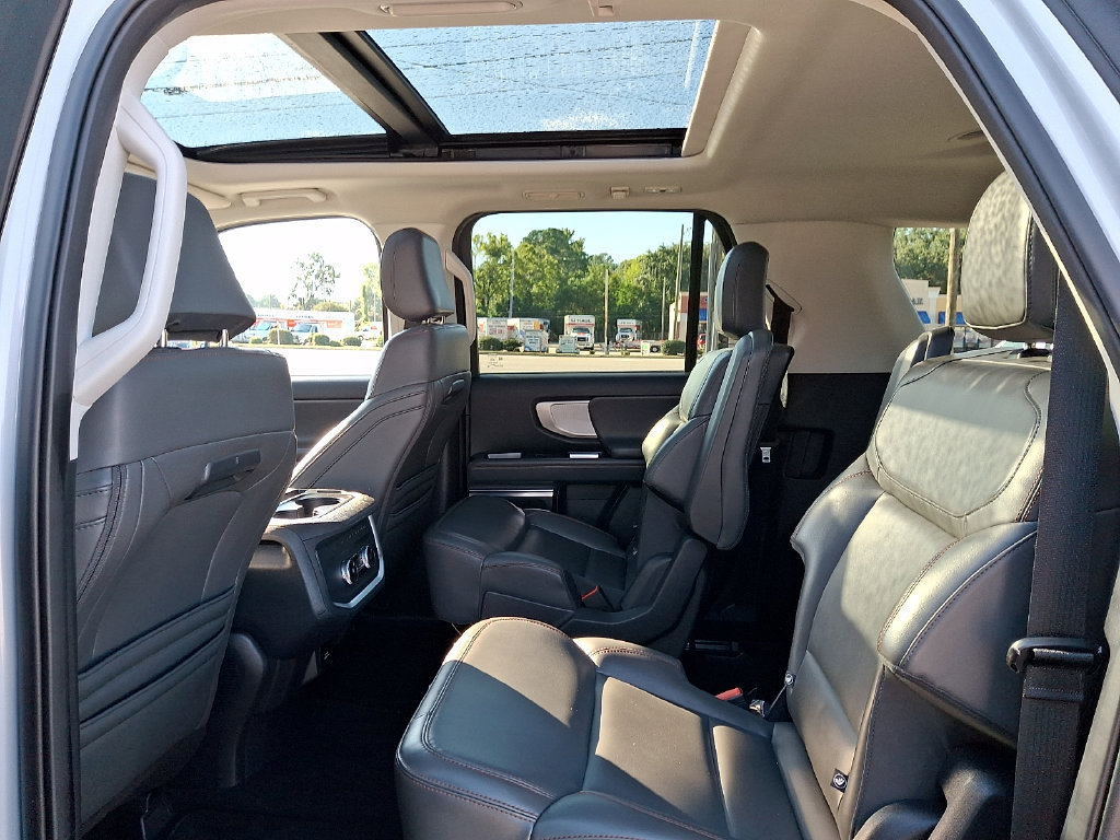 Certified 2025 Ford Expedition Max Active AWD/4WD image 9