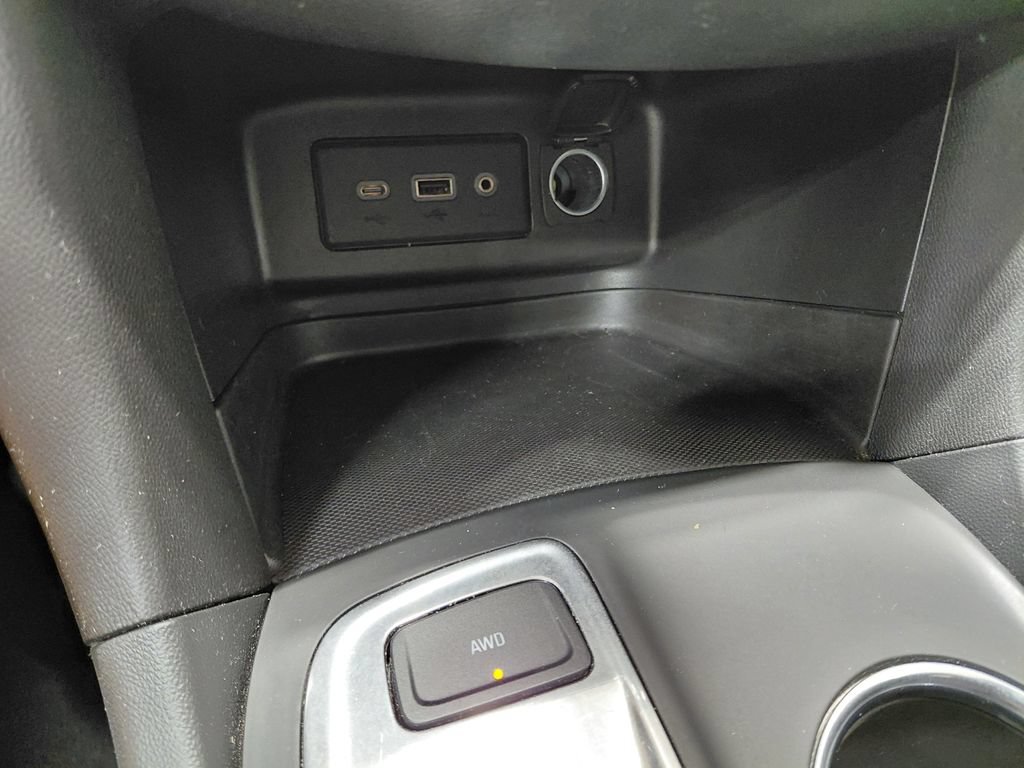 Used 2021 Chevrolet Equinox LT AWD/4WD image 29