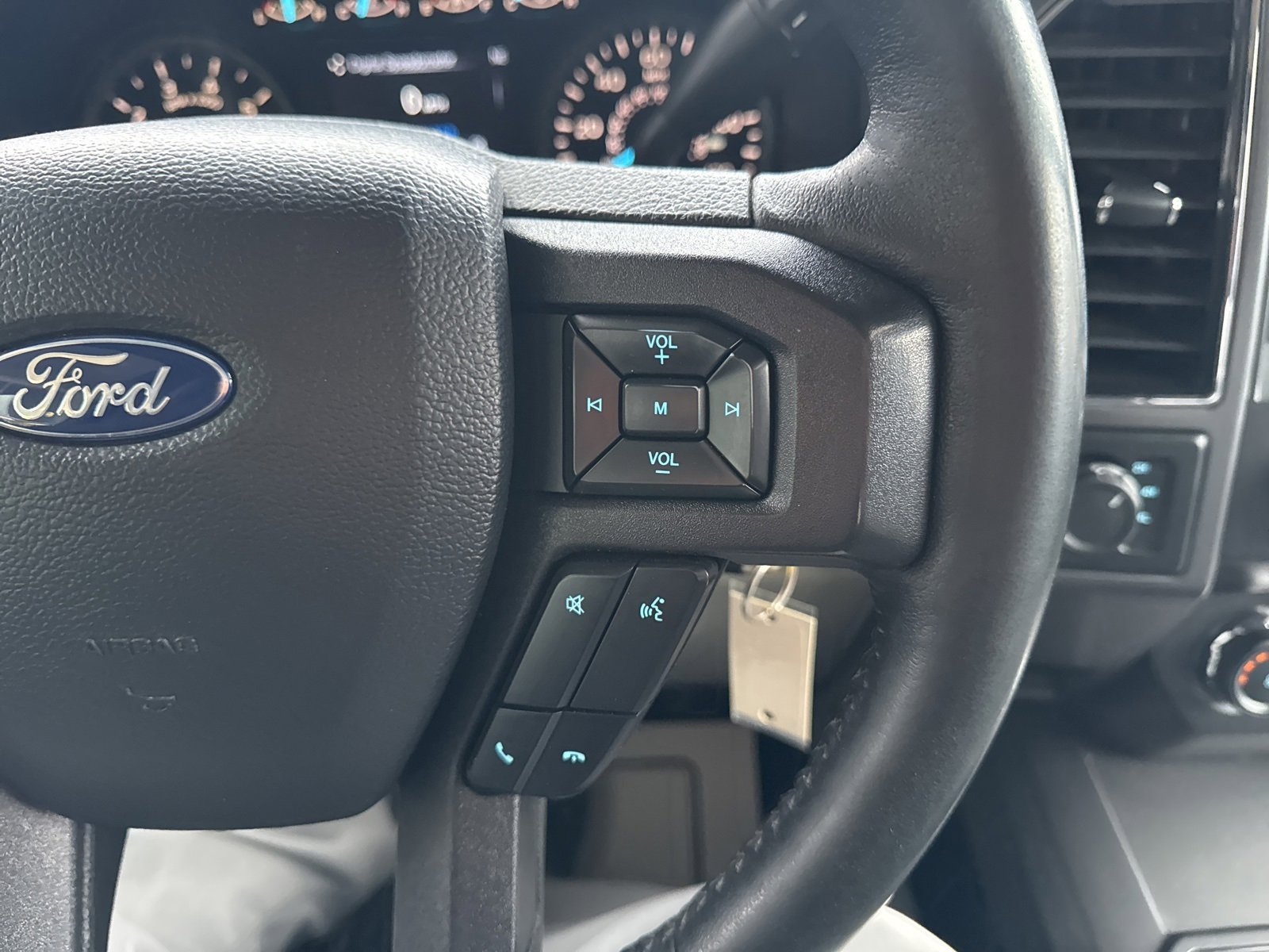 Certified 2019 Ford F150 XLT w/ Equipment Group 302A Luxury image 32