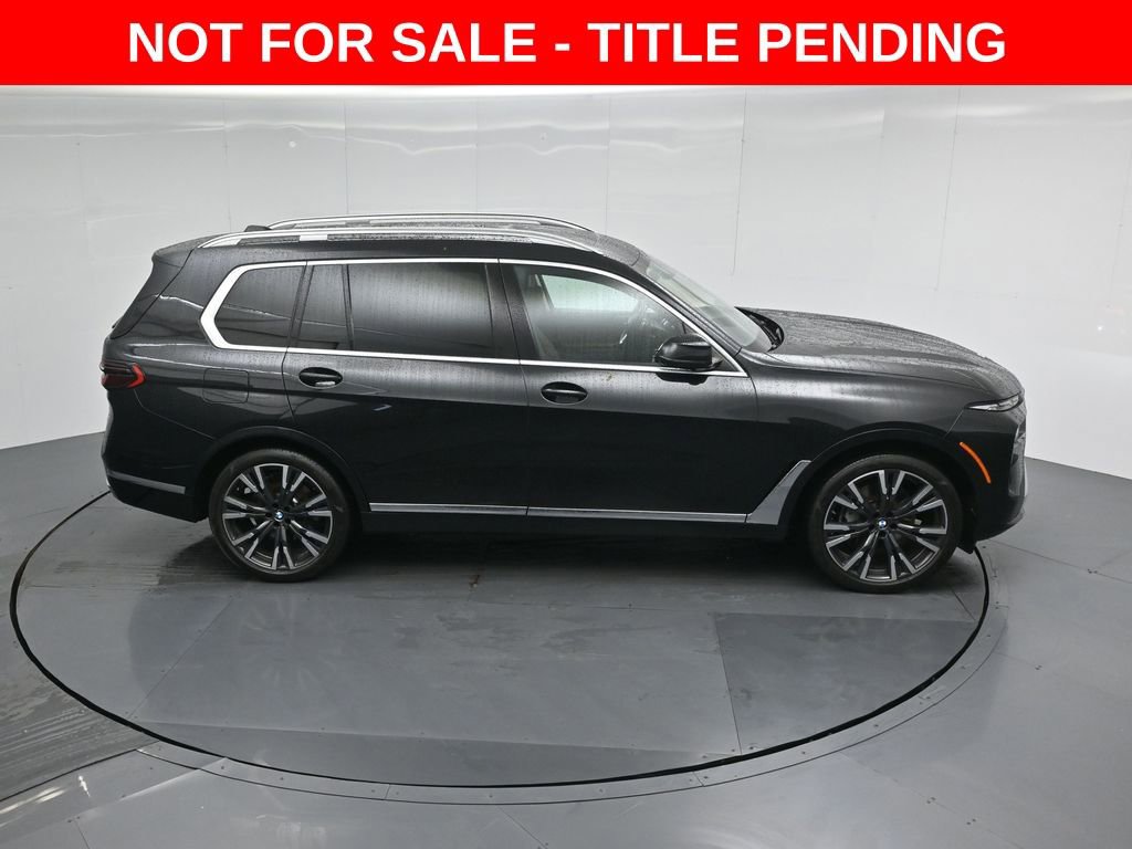 Used 2023 BMW X7 xDrive40i w/ Parking Assistance Package image 36