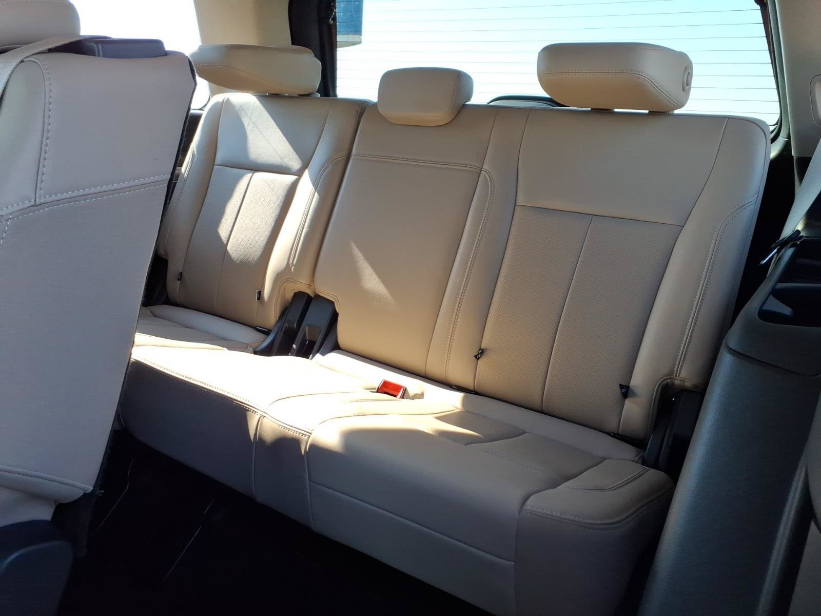 Certified 2023 Ford Expedition XLT RWD image 18