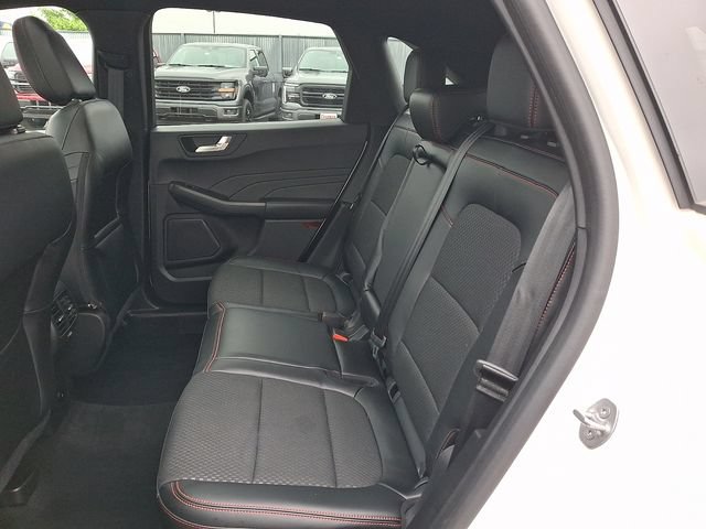 Certified 2023 Ford Escape ST-Line w/ Tech Pack #1 AWD/4WD image 10