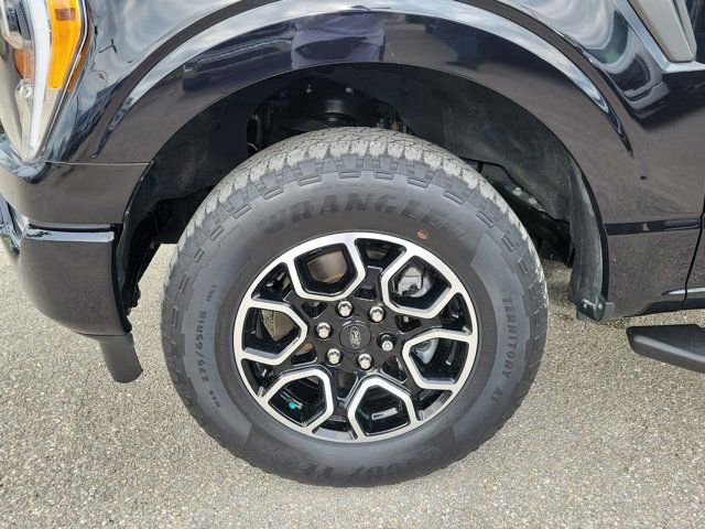 Certified 2022 Ford F150 XLT w/ Equipment Group 302A High image 7