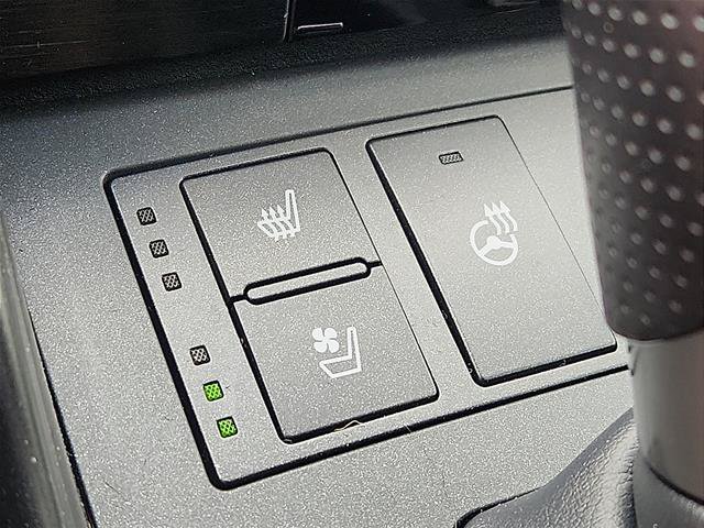 Used 2023 Lexus IS 350 F Sport AWD/4WD image 23