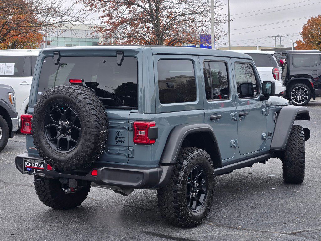 Used 2024 Jeep Wrangler Willys image 4