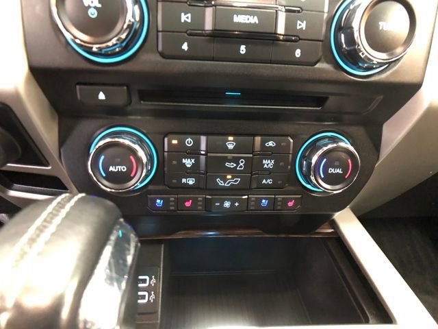 Certified 2018 Ford F150 Lariat image 18