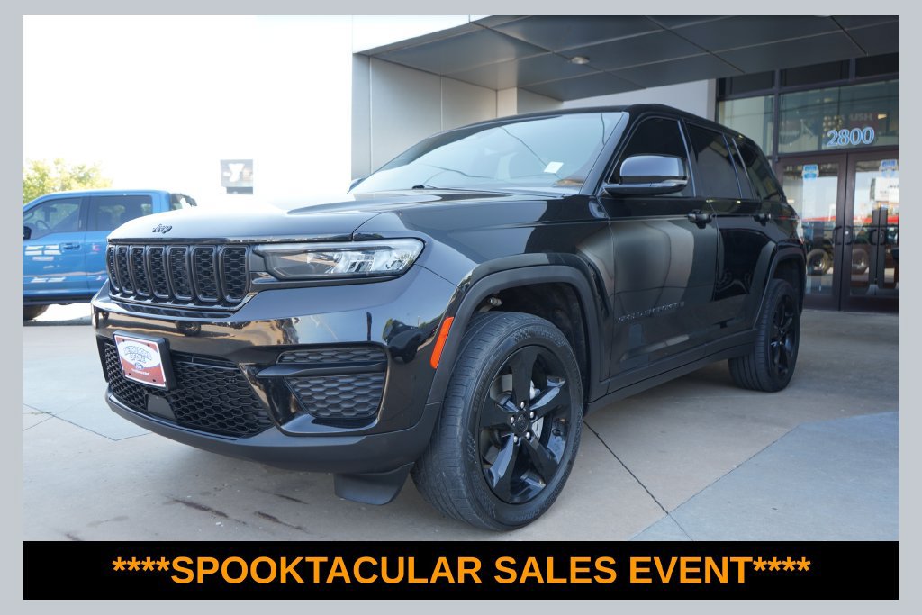 Used 2022 Jeep Grand Cherokee Altitude