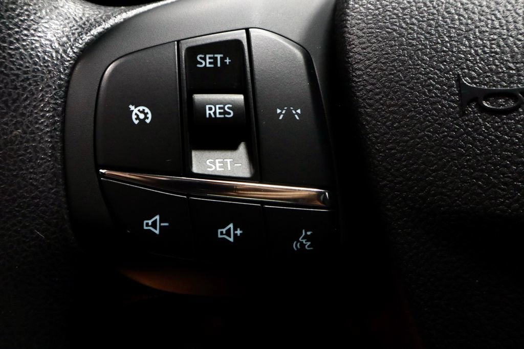 Certified 2025 Ford Escape Active AWD/4WD image 26