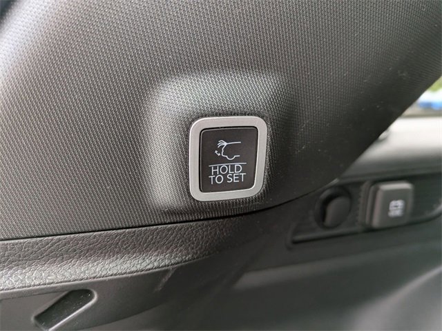 Used 2022 Jeep Grand Cherokee Altitude image 22