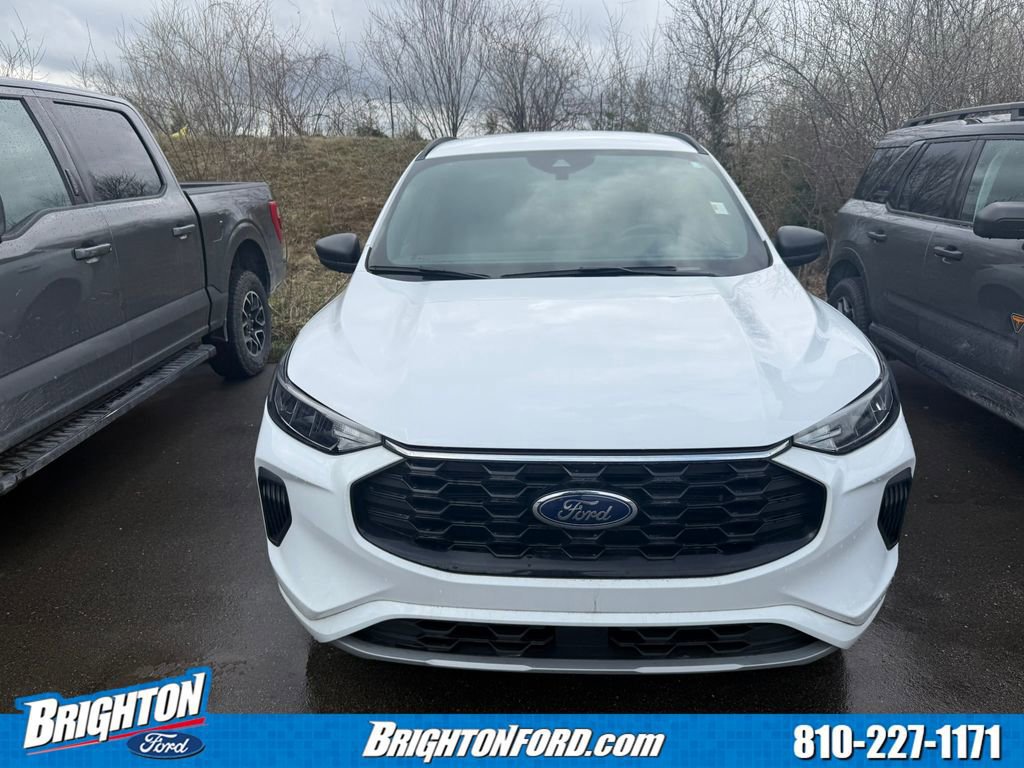 Certified 2023 Ford Escape ST-Line w/ Equipment Group 301A FWD image 5