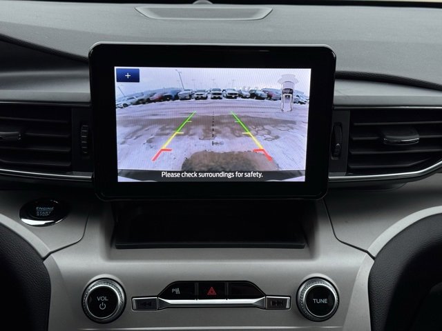 Certified 2023 Ford Explorer XLT w/ Equipment Group 202A image 4