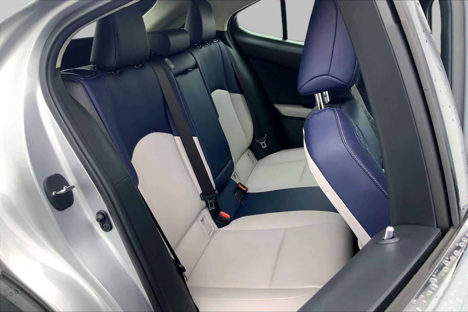 Used 2020 Lexus UX 250h w/ Accessory Package 2 AWD/4WD image 19