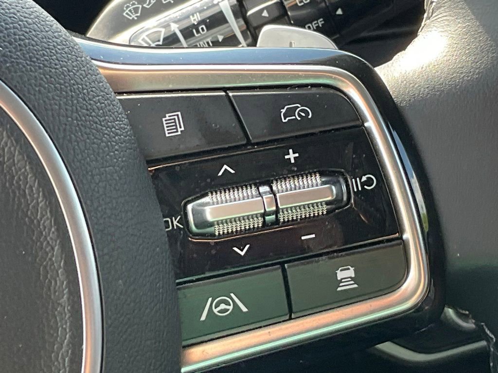 Used 2025 Kia Sorento EX AWD/4WD image 5
