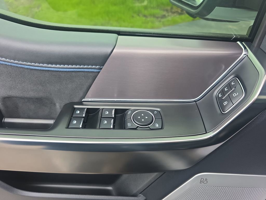 Certified 2025 Ford F150 Platinum w/ Equipment Group 702A High AWD/4WD image 23