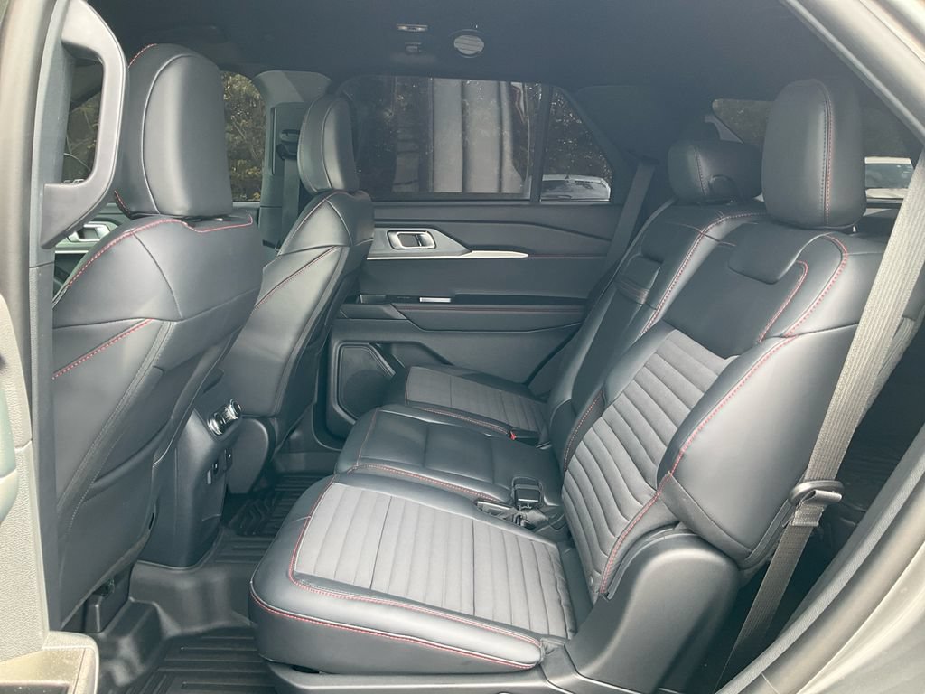 Certified 2026 Ford Explorer ST-Line RWD image 14