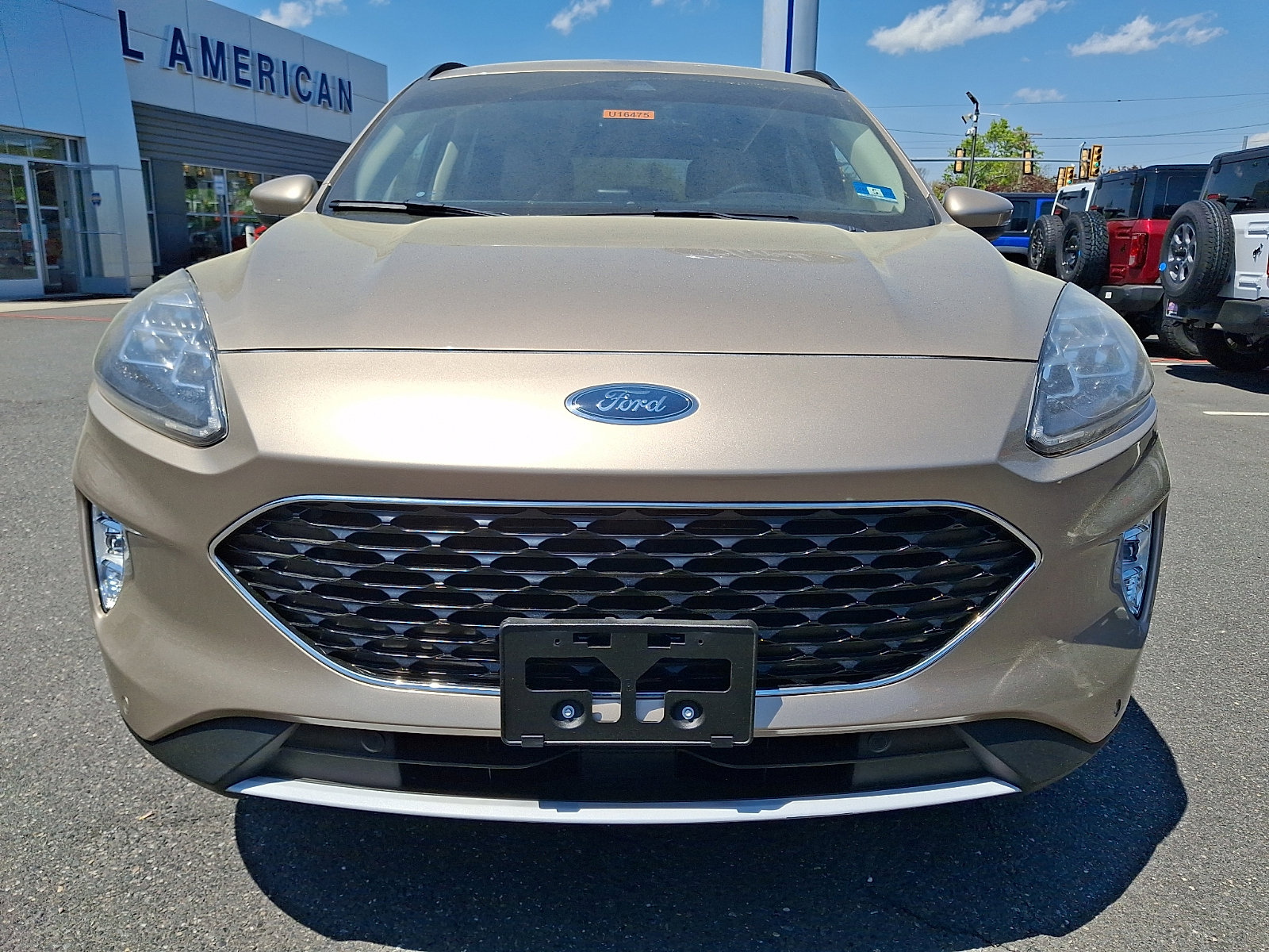Certified 2020 Ford Escape Titanium AWD/4WD image 3