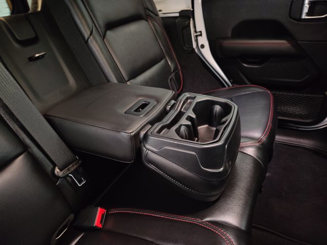 Used 2021 Jeep Wrangler Unlimited Rubicon w/ Uconnect 4C Nav & Sound Group AWD/4WD image 29