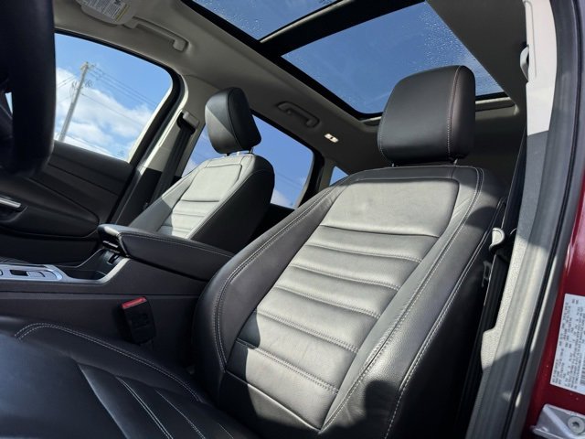 Certified 2019 Ford Escape Titanium image 8