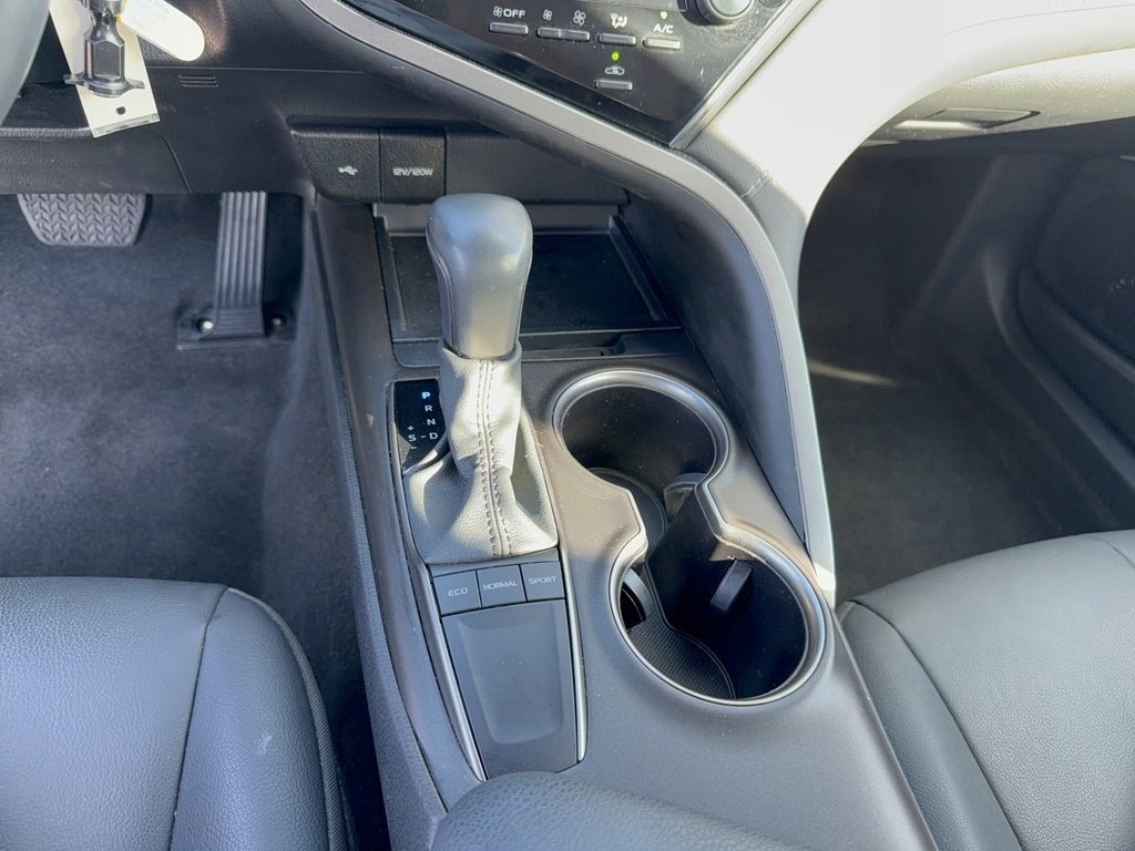 Used 2023 Toyota Camry SE image 21