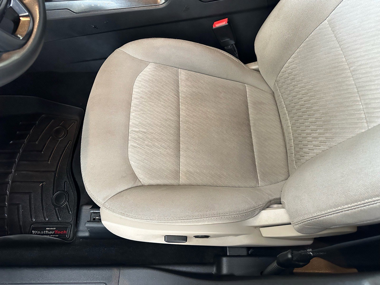 Certified 2019 Ford Explorer FWD image 20