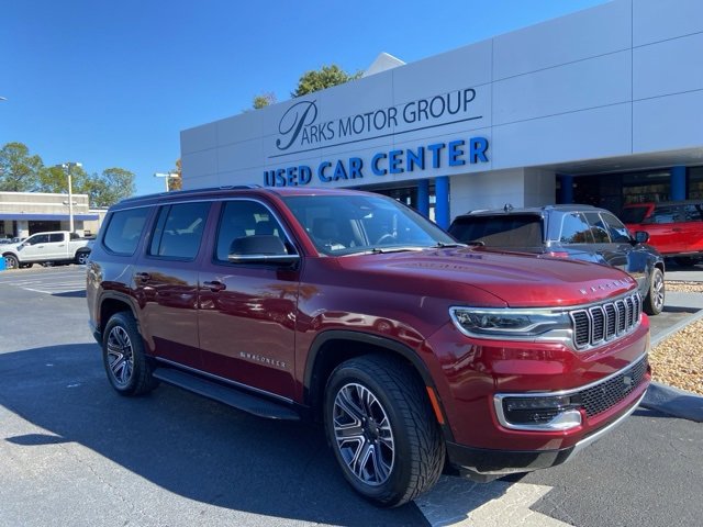 Used 2024 Jeep Wagoneer Series II w/ Flexible Seating Group